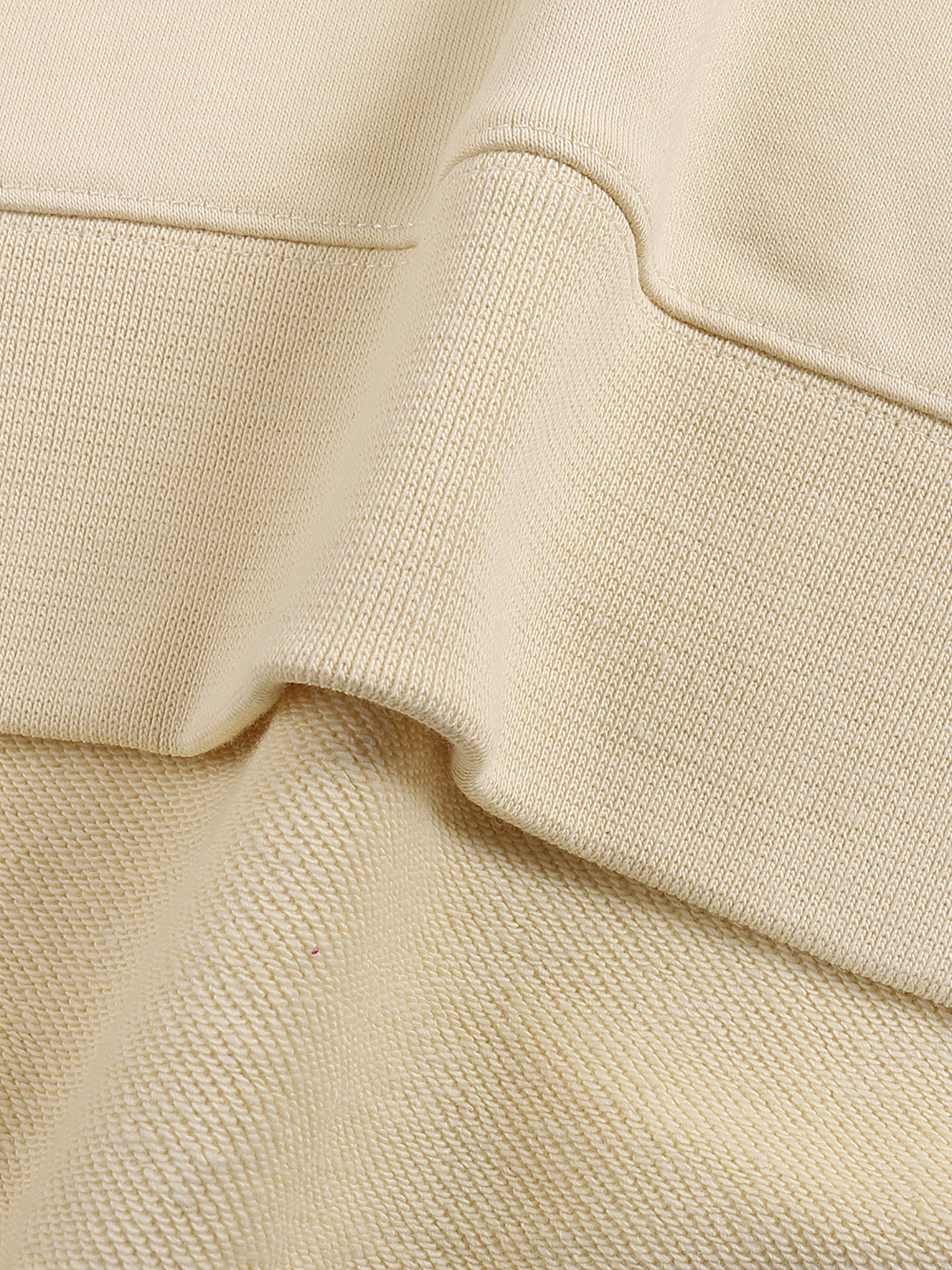 Yellowstone crewneck beige national park streetwear sweatshirt fabric close up